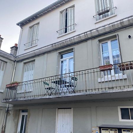 Appartement Luxueux Renove Avec Balcon & Garage トロワ エクステリア 写真