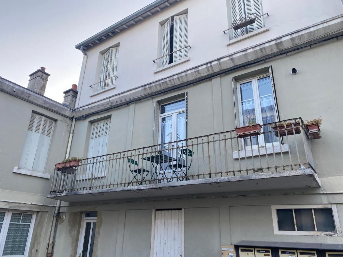 Appartement Luxueux Renove Avec Balcon & Garage トロワ エクステリア 写真